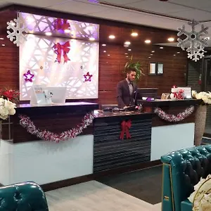 Hotel Baymont By Wyndham Montreal Airport ***